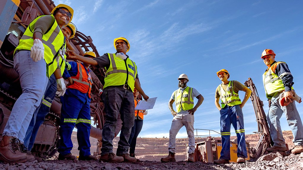 Activity at the opencast Beeshoek mine.