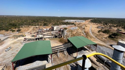 CRUSHING CIRCUIT The primary crusher installed at Limeco as part of the two-stage crushing circuit