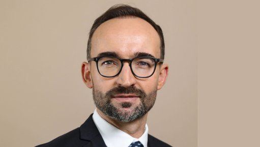 AN image of Standard Bank Group business and commercial banking trade group head Philip Myburgh