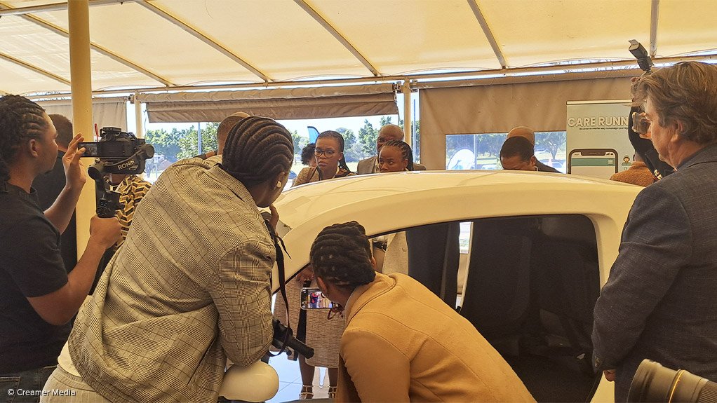 An image of SMMEs showcasing their offerings to Dr Nasiphi Moya