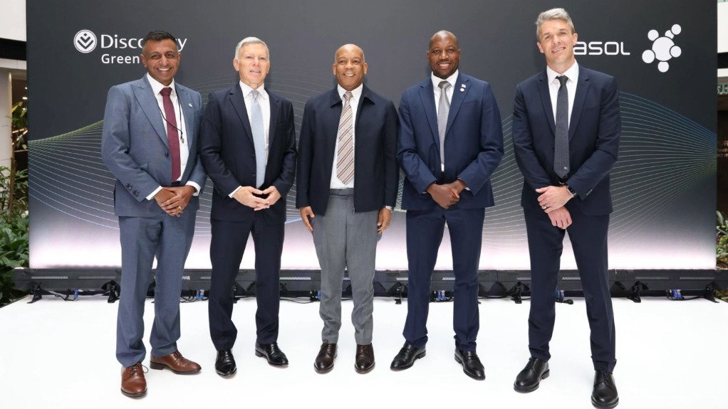 Electricity and Energy Minister Dr Kgosientsho Ramokgopa (centre) at the launch of Ampli Energy, flanked by (from left to right) Sarushen Pillay, Adrian Gore, Simon Baloyi and Andre Nepgen
