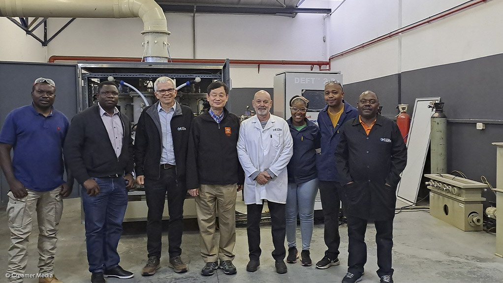 An image showing the Hydrox and UJ team