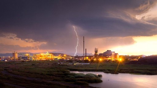 Union mine with lightning