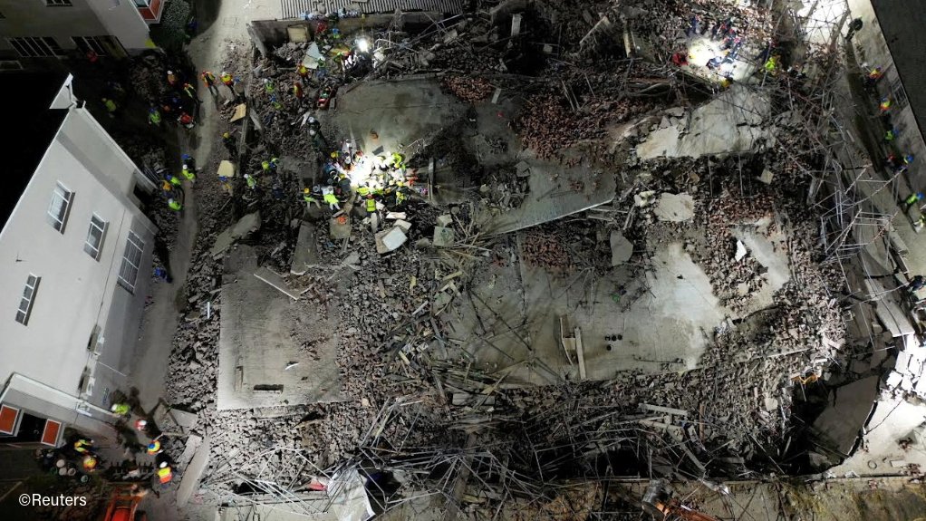 The collapsed building in George from above