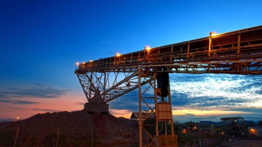 The Mansala permits are near AngloGold’s existing Siguiri operations and are seen as a future brownfields ore source for the mine. 