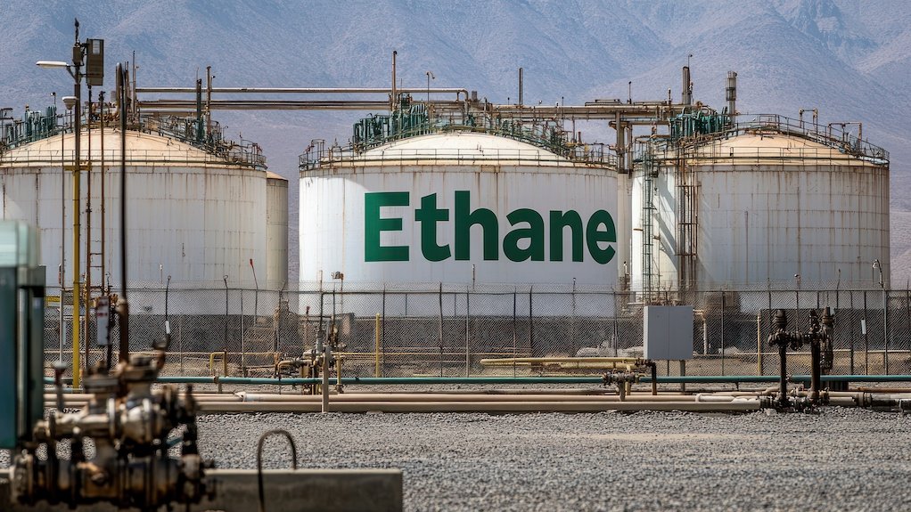 Image of ethane tanks