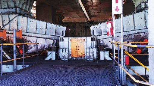 Custom-engineered for a manganese mine, these bin discharge chutes from Weba Chute Systems ensure controlled material flow and significantly reduce spillage