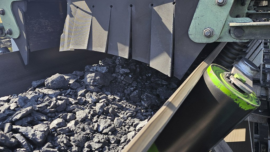 Engineered by Weba Chute Systems, this robust discharge chute is built to handle abrasive coal while reducing maintenance requirements and enhancing operational reliability