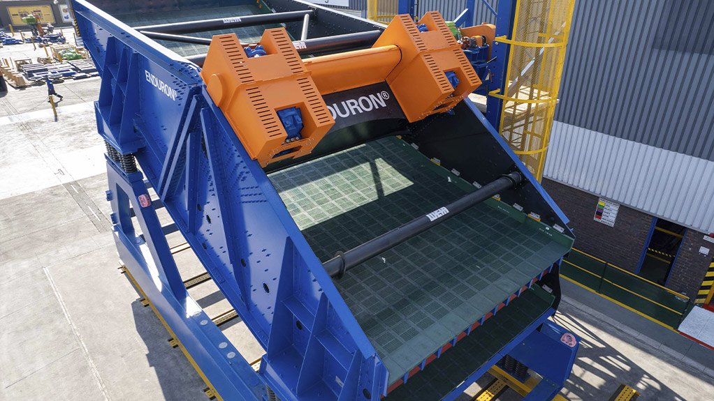 ENDURON Elite screens, weighing up to 50 tonnes, are driven by just two exciters thanks to their innovative, energy-efficient design