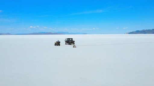 Lithium Energy staff undertaking site survey at White Plains project in Utah.