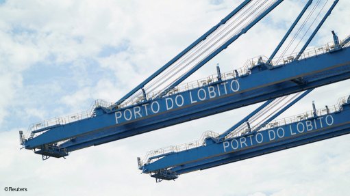 Equipment in use at the Lobito port