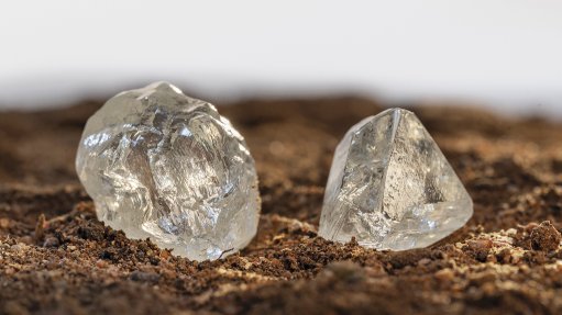 NATURAL ALLURE With the closure of its laboratory-grown diamond jewellery business – Lightbox – De Beers Group’s focus in the jewellery sector will return solely to mining, selling and marketing natural diamonds