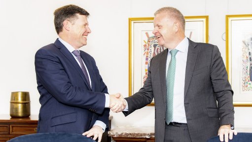 Anglo CEO Duncan Wanblad (left) showing every confidence that Valterra CEO Craig Miller will thrive.    