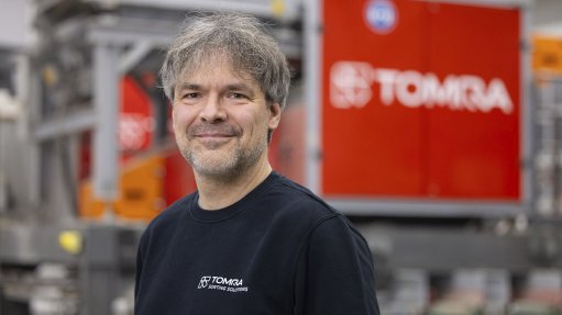 TOMRA Mining launches CONTAIN™: Deep learning classification for inclusion-type ore sorting