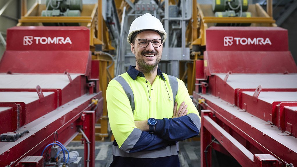 TOMRA Mining launches CONTAIN™: Deep learning classification for inclusion-type ore sorting