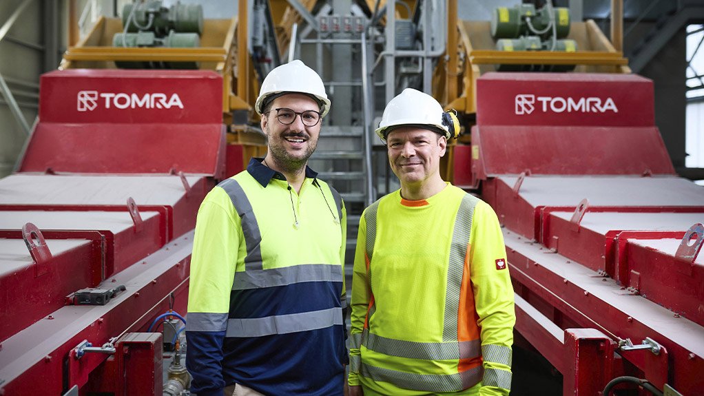 TOMRA Mining launches CONTAIN™: Deep learning classification for inclusion-type ore sorting