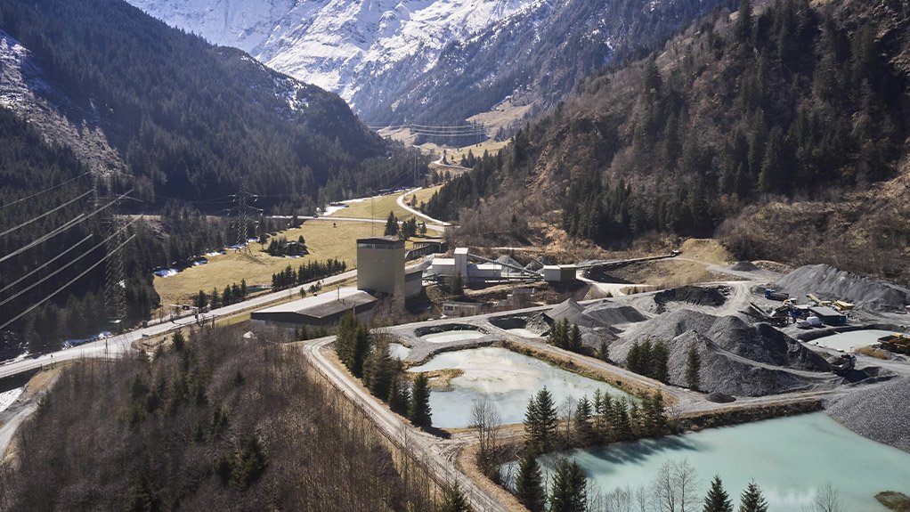 TOMRA Mining launches CONTAIN™: Deep learning classification for inclusion-type ore sorting