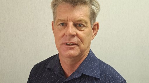 The above image depicts Hot Dip Galvanizers Association Southern Africa (HDGASA) executive director Robin Clarke