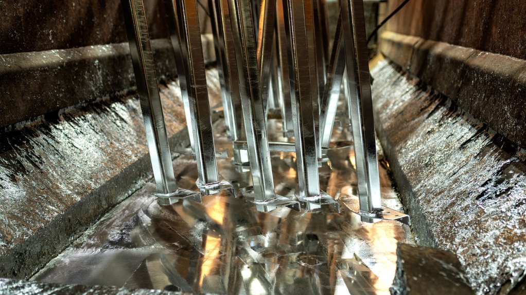 The above image depicts steel bars that are being galvanised