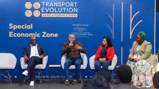 An image of panelists at the Transport Evolution conference