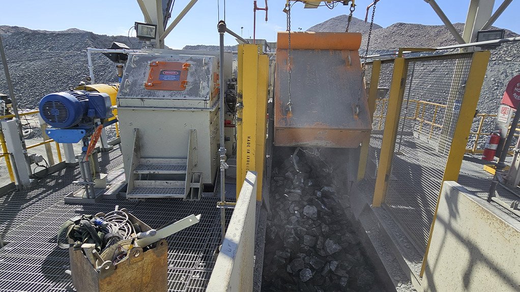 With its dead box design and optimised angle of repose, the Weba Chute now reduces wear, noise and dust while shielding the liner and minimising maintenance downtime