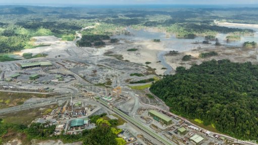 First Quantum starts shipping stockpiled copper from Panama mine