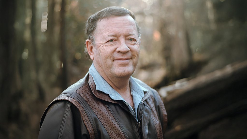 NWU Environmental Sciences and Management Unit Professor Louis du Preez 