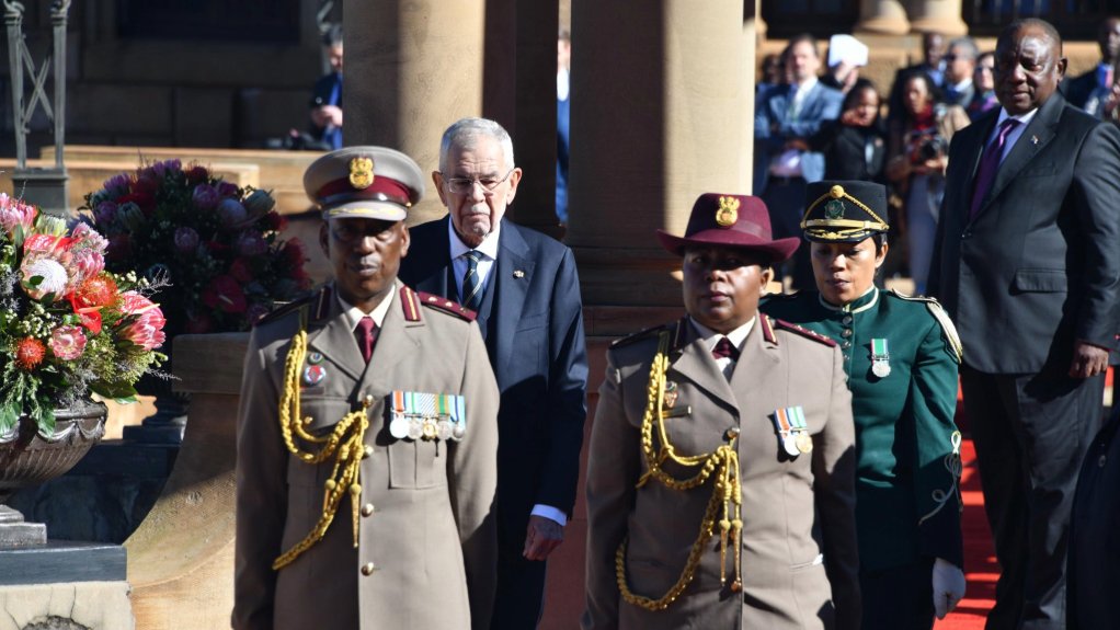 Image of Alexander Van der Bellen and Cyril Ramaphosa 