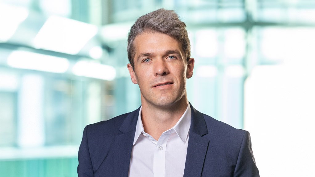 Bridging the renewable energy divide