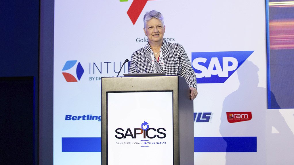 Adapt to ongoing disruptions or become a dodo, expert warns supply chain managers