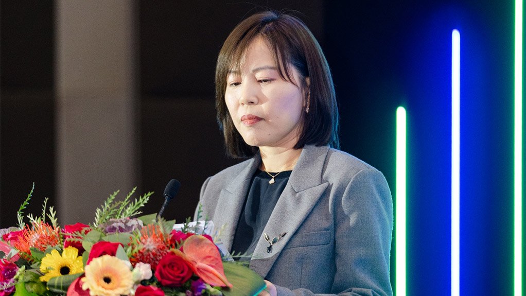 Ding Juan, Director of Global Distribution Partner Strategy and Operations at Huawei