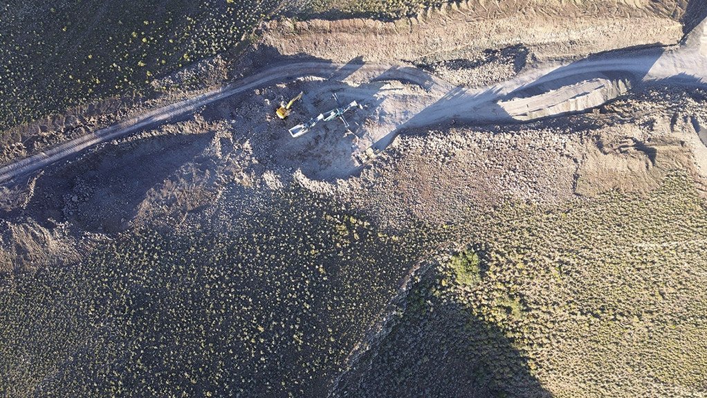 Concor is conducting on-site crushing to produce G5 and G7 material for road layer works and general construction requirements on the Karreebosch Wind Farm project
