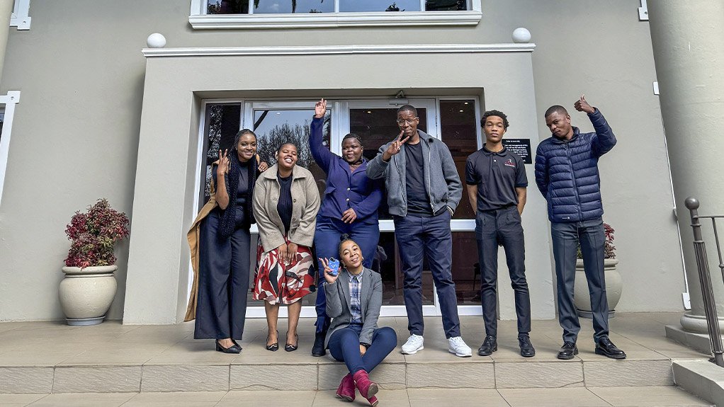 2Roads Group Champions Youth Empowerment Through Strategic Partnerships and Graduate Development