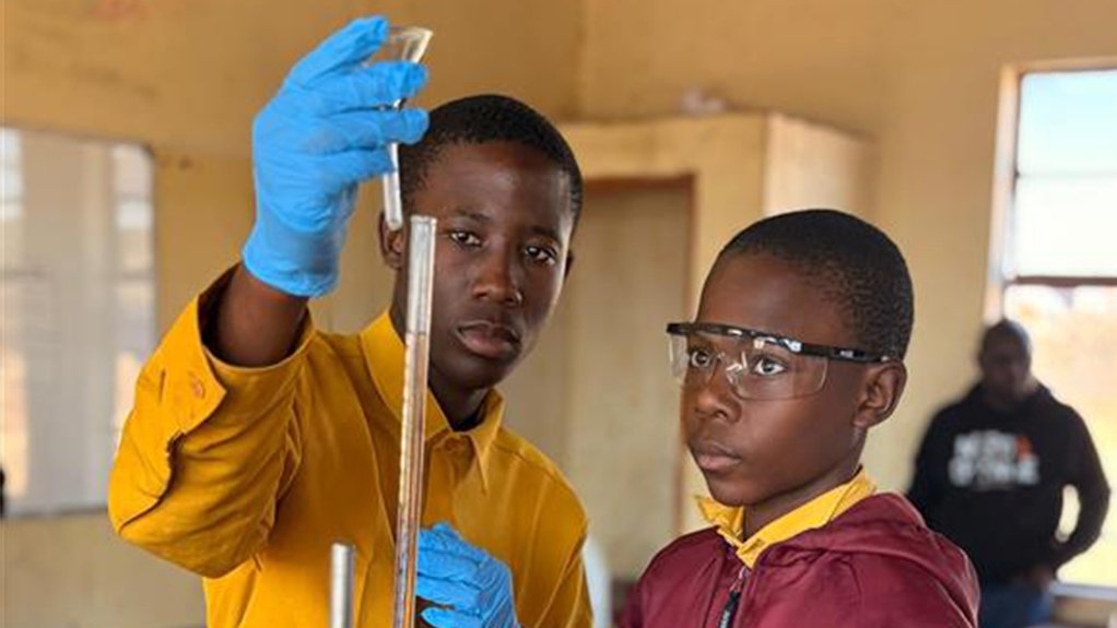 Nepoworx Introduces Renewable Energy to under resourced schools