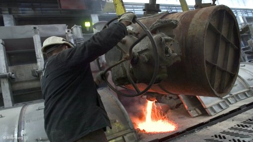 Image of molten aluminium