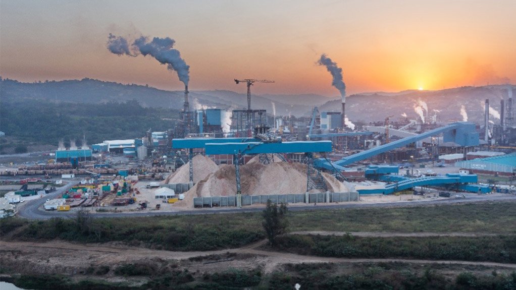 LESS WATER, LESS RISK 
Dry stacking is becoming increasingly critical, especially considering recent tailings dam failures globally

