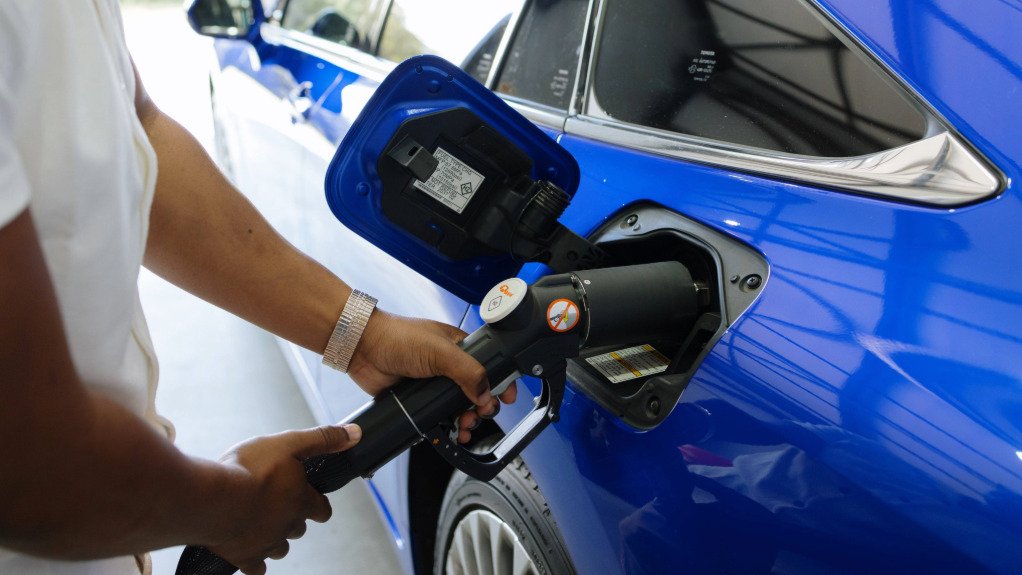 a Toyota Mirai being refuelled at the new hydrogen refuelling station at NWU