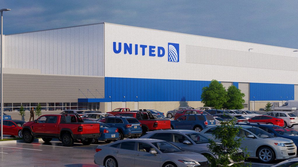Image of United Airlines ground service equipment maintenance facility, US