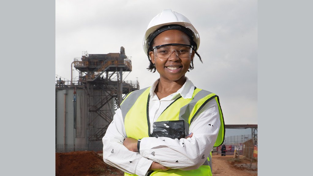 Mpho Mashatola
Senior Finance Executive