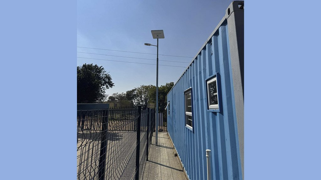 Schneider Electric donates much-needed solar streetlights to Emthonjeni Community Centre