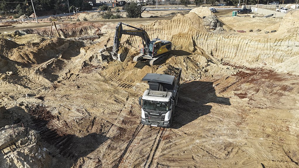 Cloete’s Sand and Stone takes delivery of first New-Generation Volvo EC300 Excavator in Southern Africa