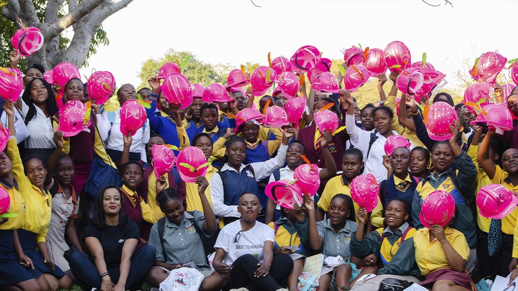 A proud moment from the De Beers Group GirlEng event, encouraging young girls to dream boldly and pursue STEM careers