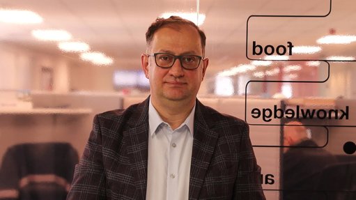 Menar MD Vuslat Bayoglu.