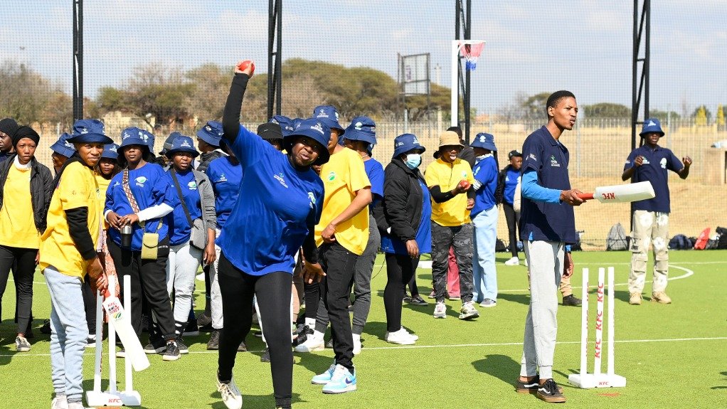 Glencore Ferroalloys in partnership with CSA and NYDA launch an exciting cricket hub and youth training programme in Berseba
