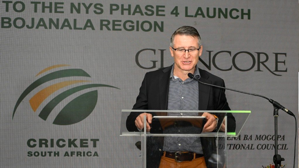 Glencore Ferroalloys in partnership with CSA and NYDA launch an exciting cricket hub and youth training programme in Berseba