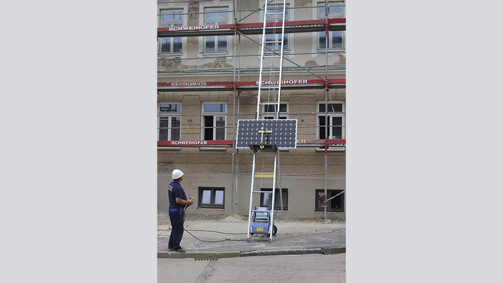 How smarter lifting is energising South Africa’s solar industry
