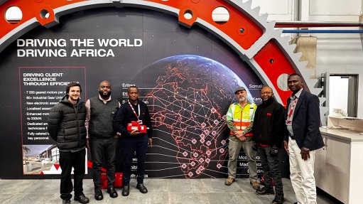 Image of SEW-EURODRIVE team members at a regional workshop
