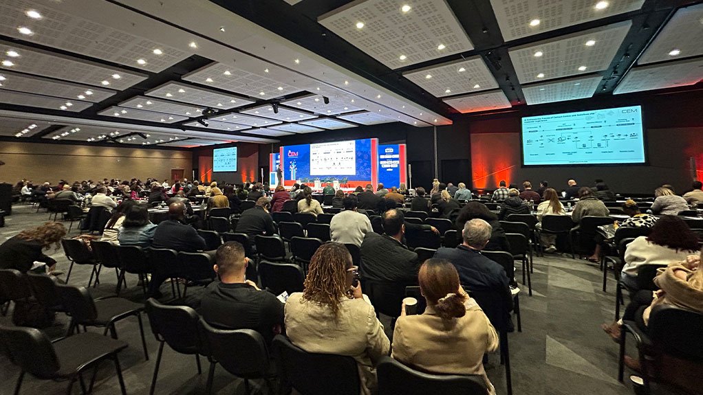  	Vassen Moodley, Deputy Director of Huawei South Africa Software Business Dept 