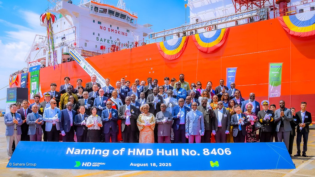 WAGL Energy’s latest ship, MT Iyaloja (Lagos), and dignitaries at the acceptance ceremony in Ulsan