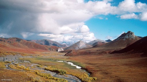 Alaska signs first state-level deal to speed federal permitting
